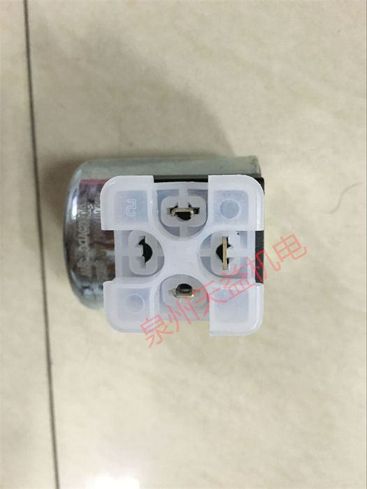 天益機電力士樂工業(yè)產品"VT-VACAF-500-10 V0 2" "R900021543 2" "R18213322X 2" "R900703383 LFA32EWA-71 CA10DQMG24A1