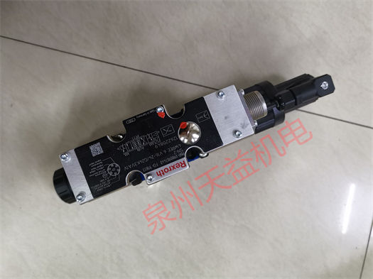 天益機電力士樂工業(yè)產品 "R900702060 VT-MSPA1-1-12 V0 0" "4WREE6V16-24 G24K31 A1V (2)" "VT-SWA-1-13 DFEE 3" "2FRM